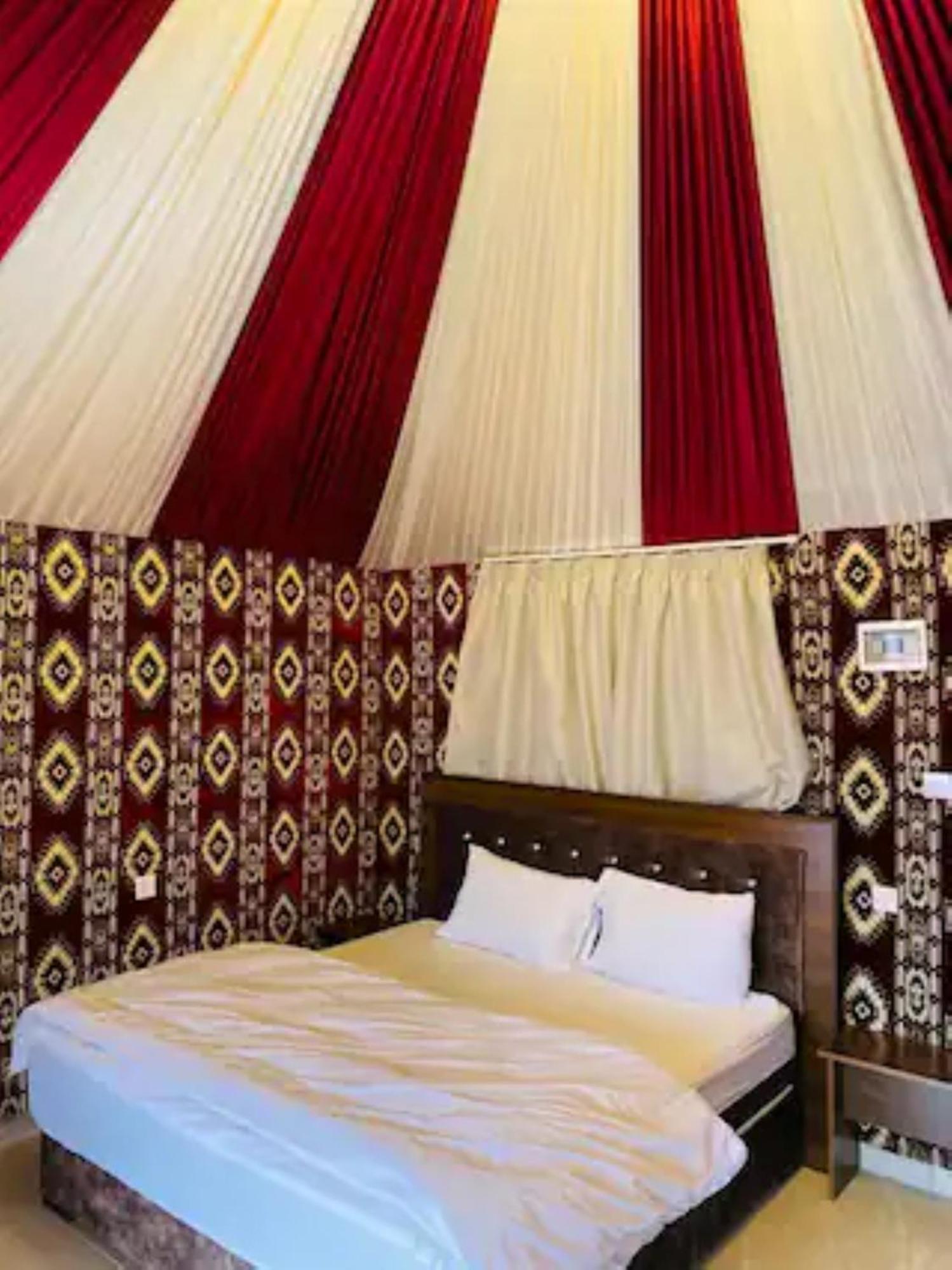와디럼 Calm Camp B&B 외부 사진